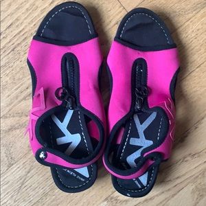 Anne Klein Pink Wedge Comfortable Sandals